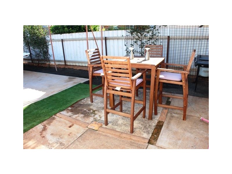 5 Woodiwiss ave, Cobar NSW 2835