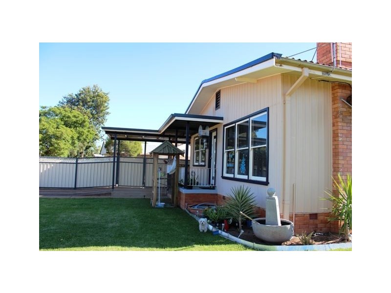 5 Woodiwiss ave, Cobar NSW 2835