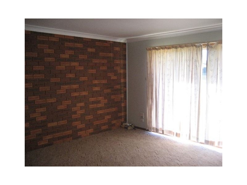 10 Becker Street, Cobar NSW 2835