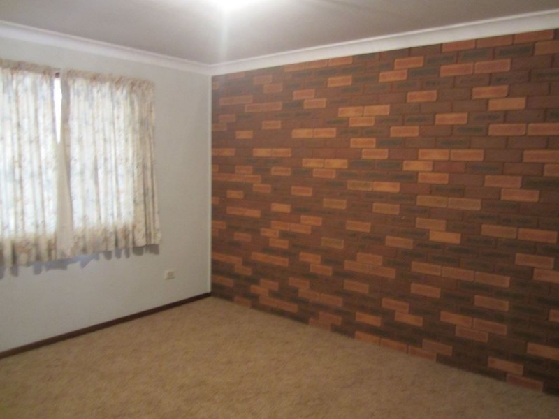 10 Becker Street, Cobar NSW 2835