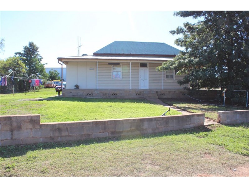 33 Conduit Street, Cobar NSW 2835