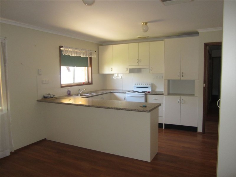 17 Lamrock St, Cobar NSW 2835