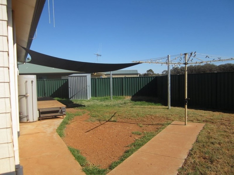 31 Duffy Drive, Cobar NSW 2835