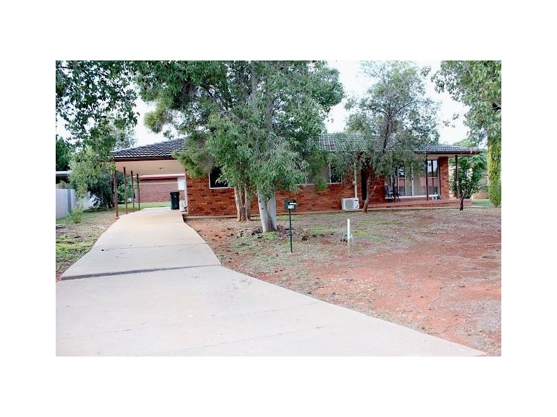 14 Bathurst Street, Cobar NSW 2835