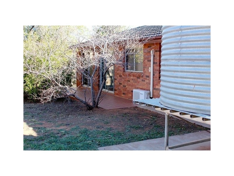 14 Bathurst Street, Cobar NSW 2835