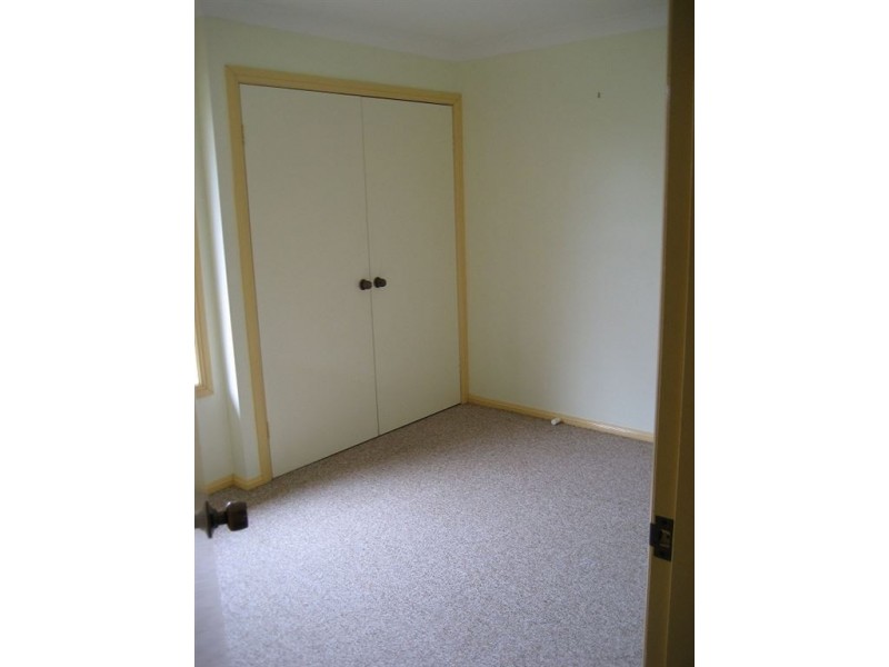 2/2 Hogan Place, Cobar NSW 2835