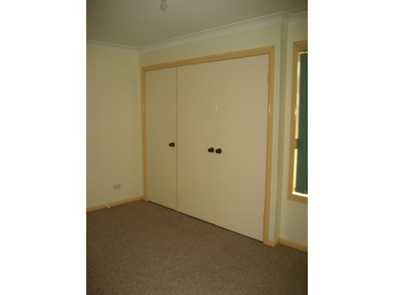 2/2 Hogan Place, Cobar NSW 2835