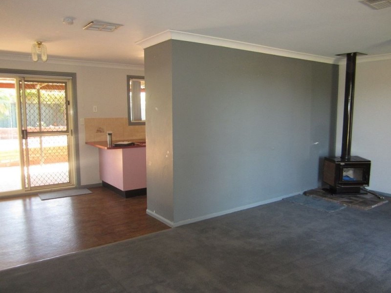 16 Wattle Drive, Cobar NSW 2835