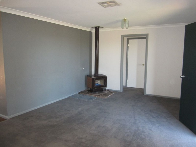 16 Wattle Drive, Cobar NSW 2835