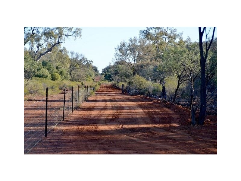 * The Top Block, Cobar NSW 2835