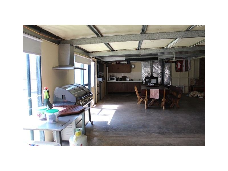 4 Tindera Street, Cobar NSW 2835