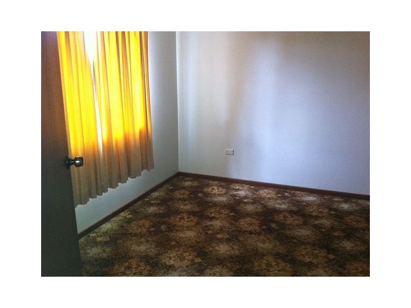 1/20 Tenth St, Cobar NSW 2835