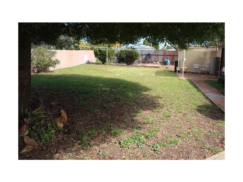 16 BROUGH ST, Cobar NSW 2835