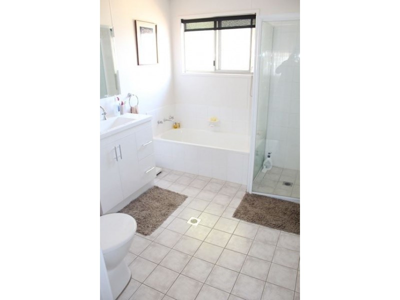 16 BROUGH ST, Cobar NSW 2835