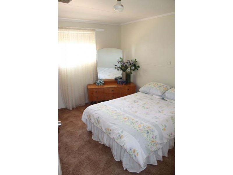 16 BROUGH ST, Cobar NSW 2835