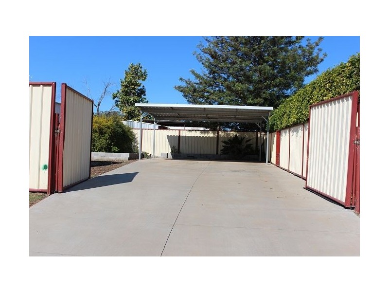 85 Marshall, Cobar NSW 2835