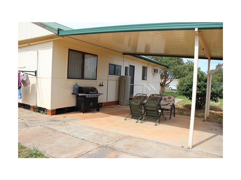 65 Monaghan Street, Cobar NSW 2835