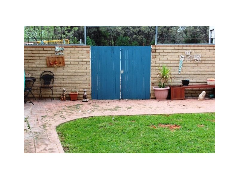 29 Jones Drive, Cobar NSW 2835