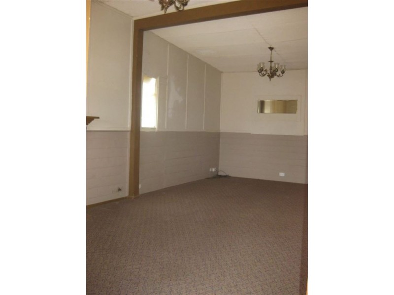 3 Denman St, Cobar NSW 2835