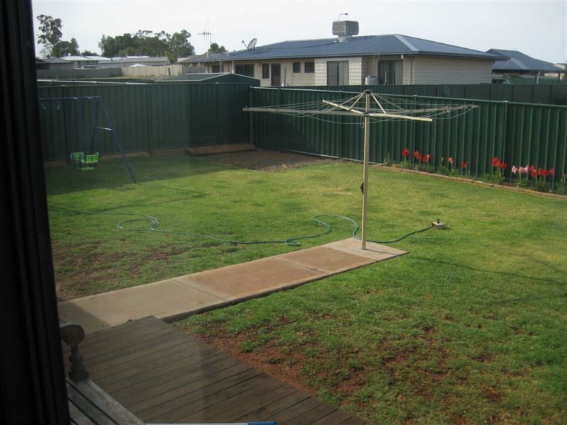 32 Duffy Drive, Cobar NSW 2835