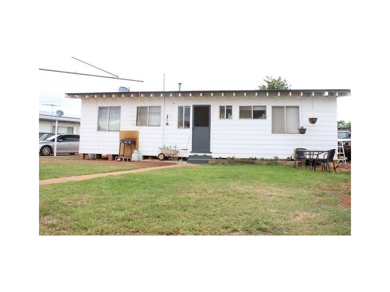 2 Fletcher Street, Cobar NSW 2835