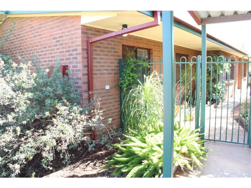 31 Mathews Street, Cobar NSW 2835