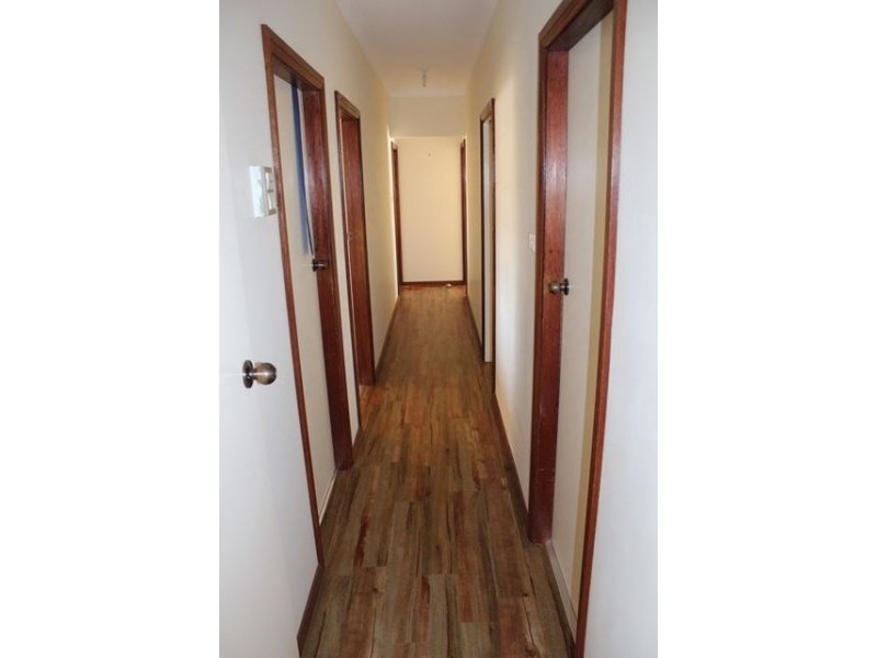 70 Bathurst Street, Cobar NSW 2835