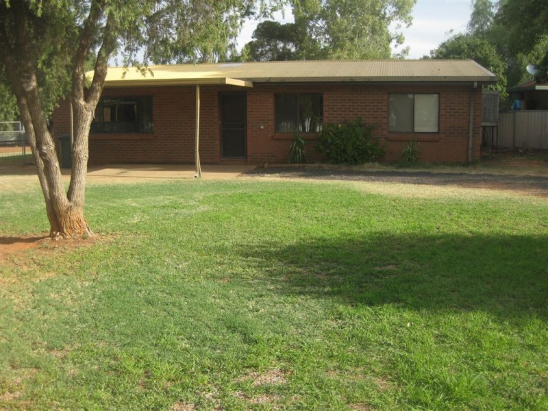 3 Cypress Place, Cobar NSW 2835