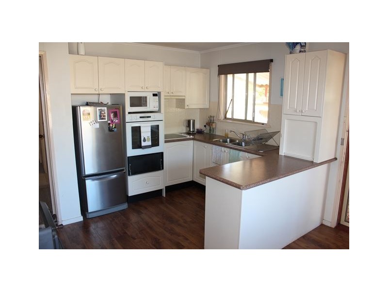 7 Mathews Street, Cobar NSW 2835