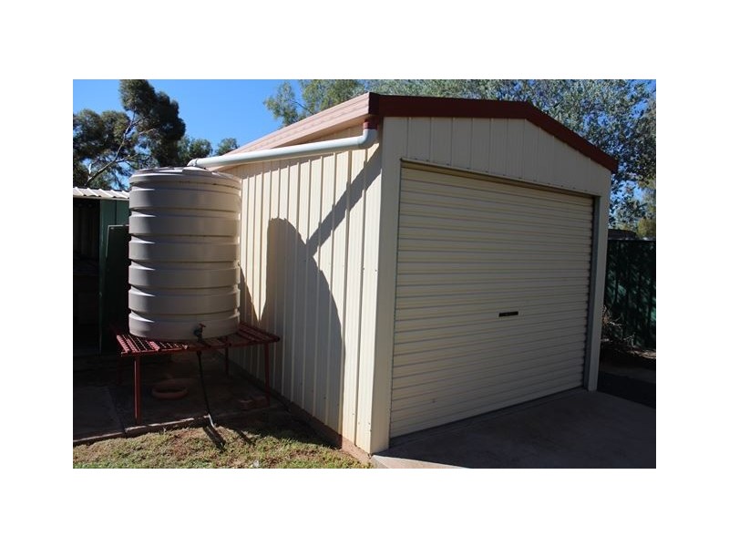 7 Mathews Street, Cobar NSW 2835