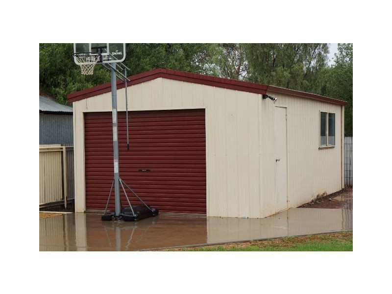 4 Matthews Street, Cobar NSW 2835
