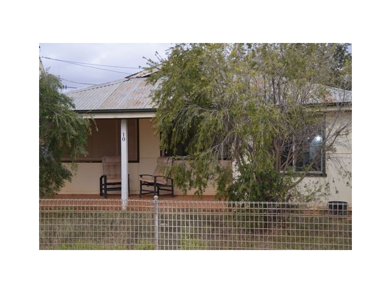 10 Frederick Street, Cobar NSW 2835
