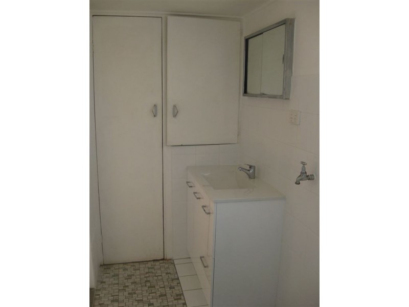 1/69 Becker, Cobar NSW 2835