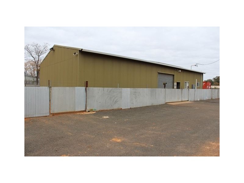 6 Tenth Street, Cobar NSW 2835