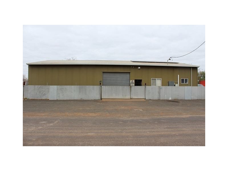 6 Tenth Street, Cobar NSW 2835