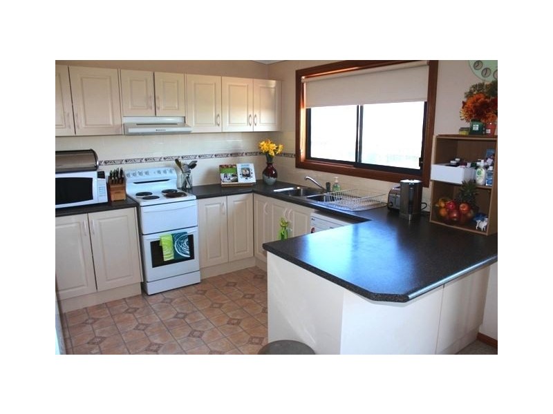 13 James Place, Cobar NSW 2835