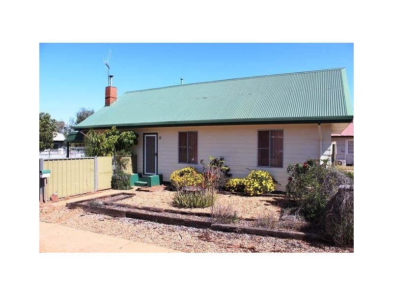 19 Murray Street, Cobar NSW 2835