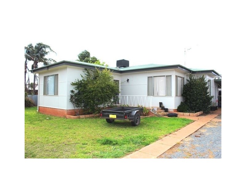 49 Bradley Street, Cobar NSW 2835