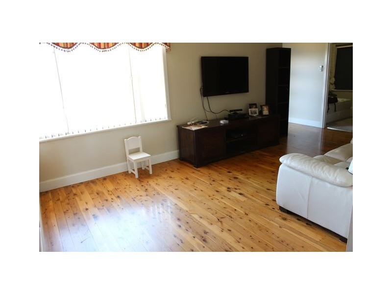 49 Bradley Street, Cobar NSW 2835