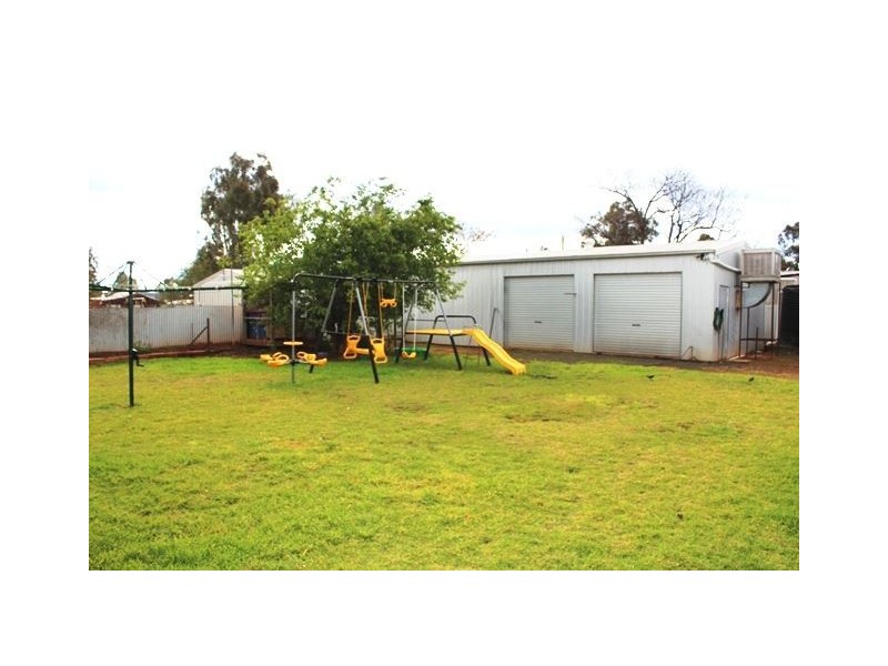 49 Bradley Street, Cobar NSW 2835