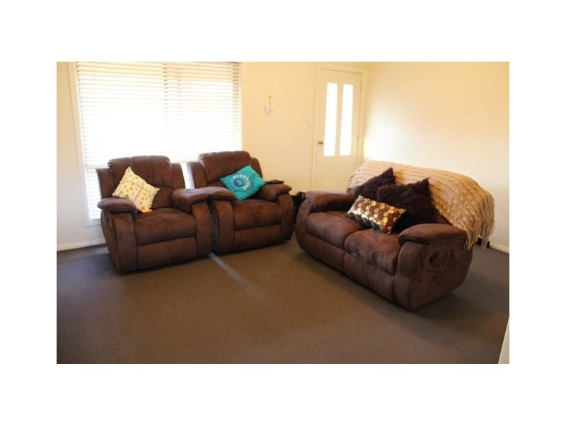 2 Eleventh Street, Cobar NSW 2835