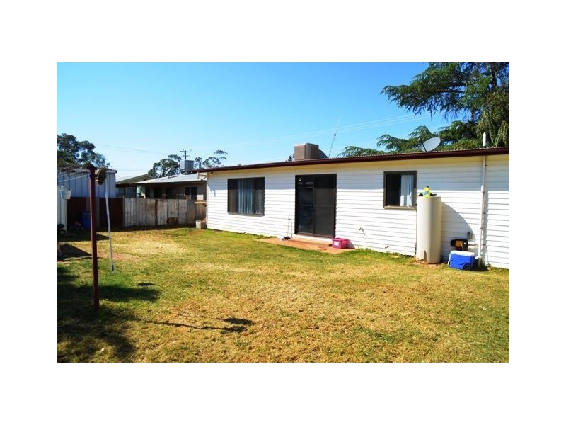 57 Bradley Street, Cobar NSW 2835