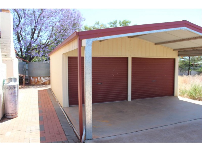 1 Brough Street, Cobar NSW 2835
