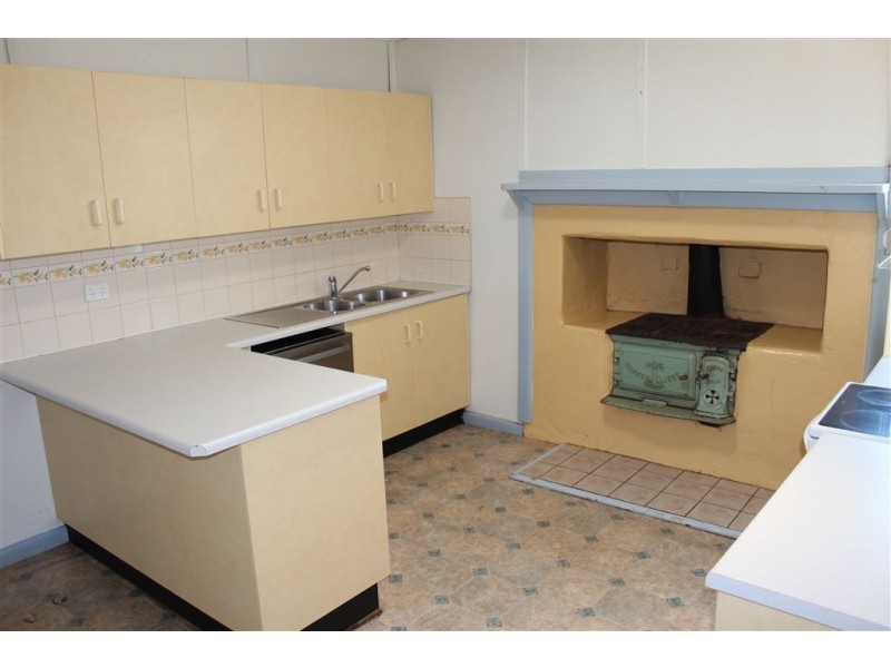 1 Brough Street, Cobar NSW 2835