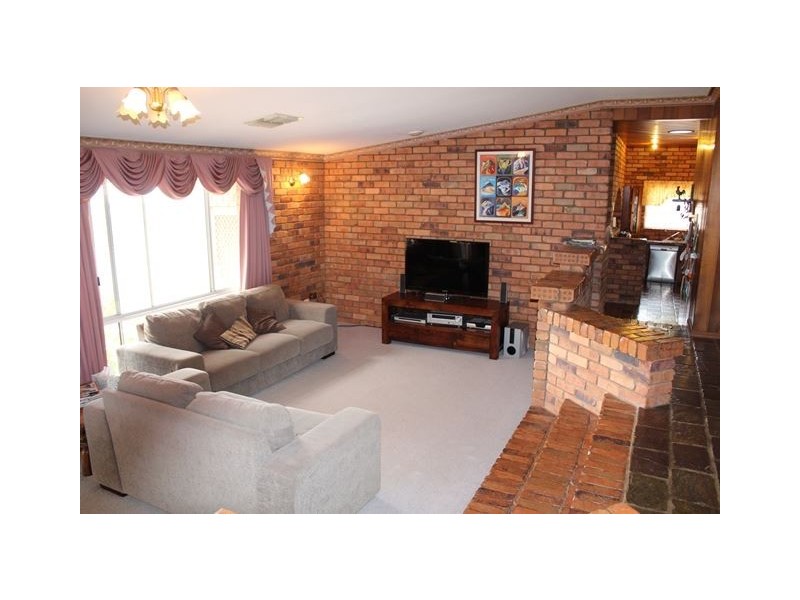 5 Jones Drive, Cobar NSW 2835