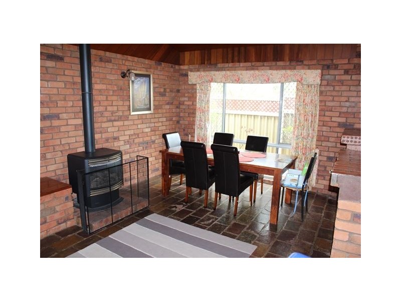 5 Jones Drive, Cobar NSW 2835