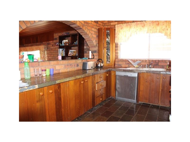 5 Jones Drive, Cobar NSW 2835