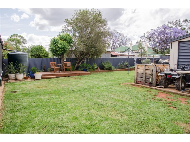 27 Green Street, Cobar NSW 2835
