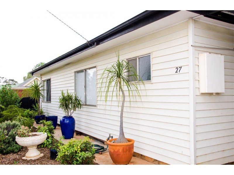 27 Green Street, Cobar NSW 2835