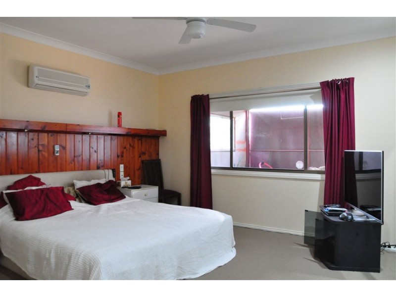 52 Dapville Street, Cobar NSW 2835